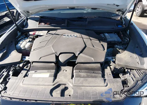 2019 Audi Q8 55 Premium z USA, uszkodzony, nr VIN WA1EVAF10KD005931